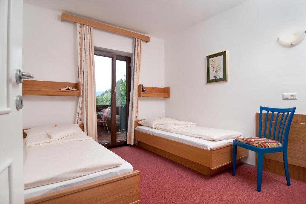Schuetzenhof Aparthotel Sattendorf Room photo